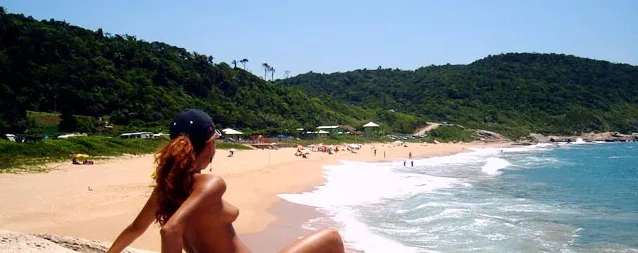 Playa nudista Praia do Pinho, Brasil