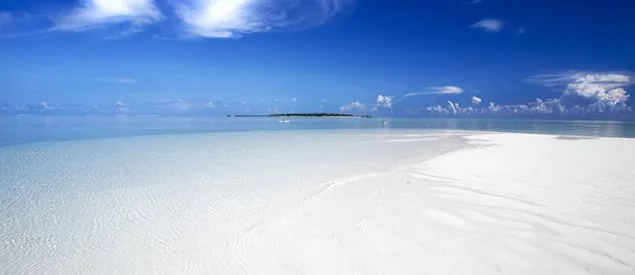 Hyams Beach, playa de arena color blanco, en Australia.