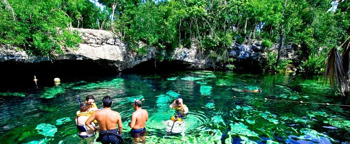 cenotes en riviera maya