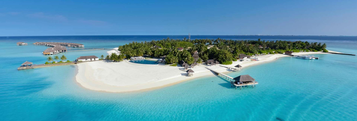 Los 14 hoteles en primera línea de playa que te dejarán sin aliento