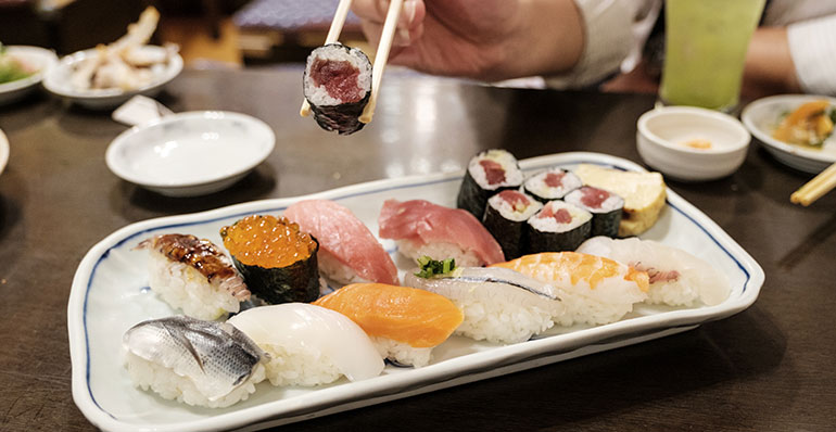 El sushi es sólo pescado crudo y otros mitos del sushi japonés