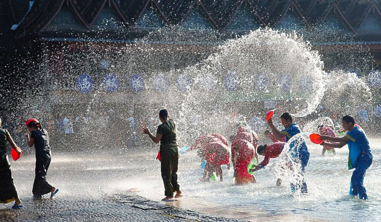  Fiesta del agua en Tailandia