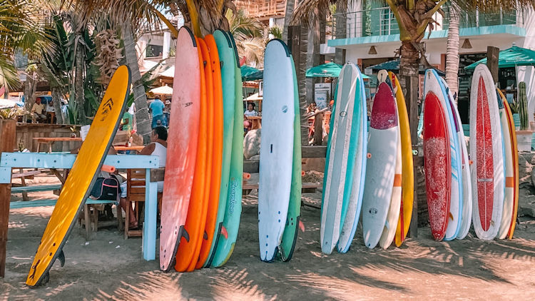 Cinco maneras de surfear por Hawái