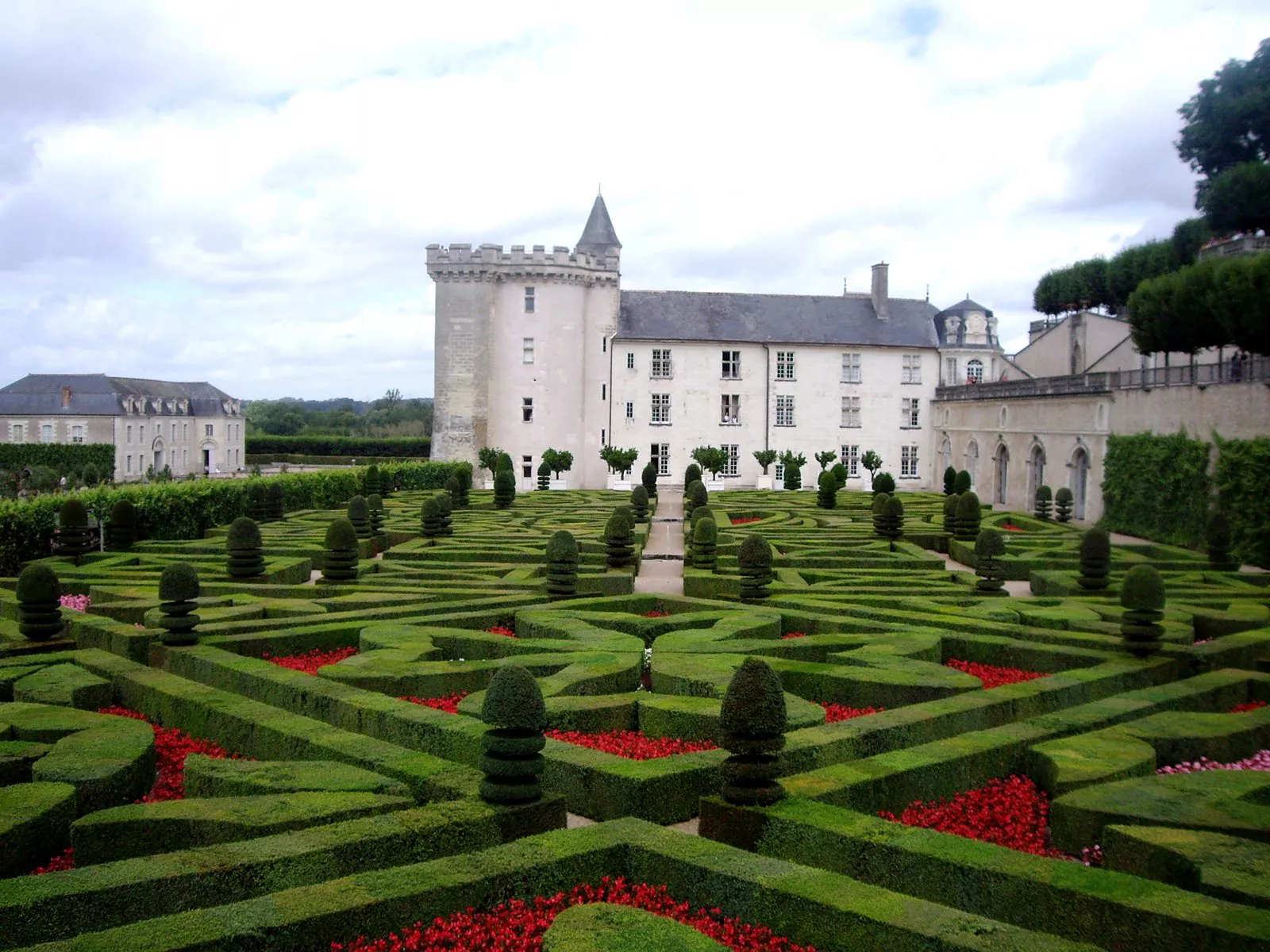 Tour Castillos del Lloira y París