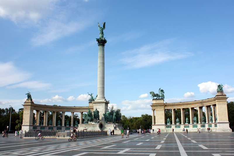 Plaza de los Héroes, Budapest Escapada a Budapest