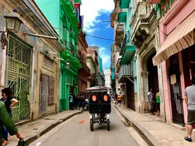 La esencia cubana en la Habana para novios