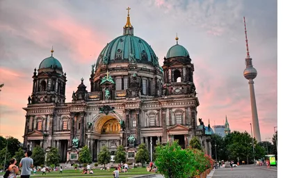 Berlin en Puente de Diciembre de oferta